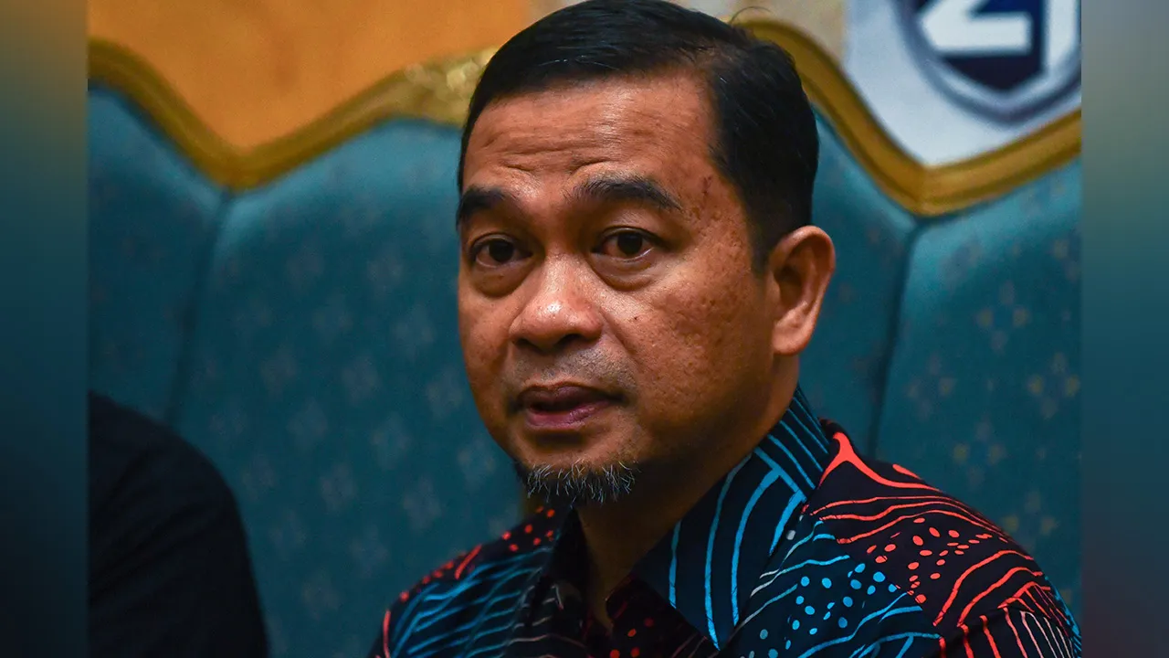 KOTA BHARU, 22 Julai -- Timbalan Ketua Pengarah Kesihatan (Perubatan) Datuk Dr Mohd Azman Yacob ditemui pemberita pada Majlis Perasmian "21st Annual Scientific Meeting, College of Pathologists, Academy of Medicine dan Pelancaran Buku Golden Jubilee Commemorative Book" hari ini.  --fotoBERNAMA (2026) HAK CIPTA TERPELIHARA