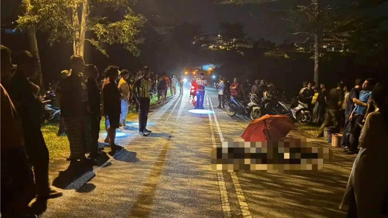 Motosikal Yamaha Y125 ditunggang mangsa berusia 35 tahun terbabas ketika melalui Jalan Bukit Besar - Bukit Ramun, Kota Tinggi pada Isnin_Sinar Harian