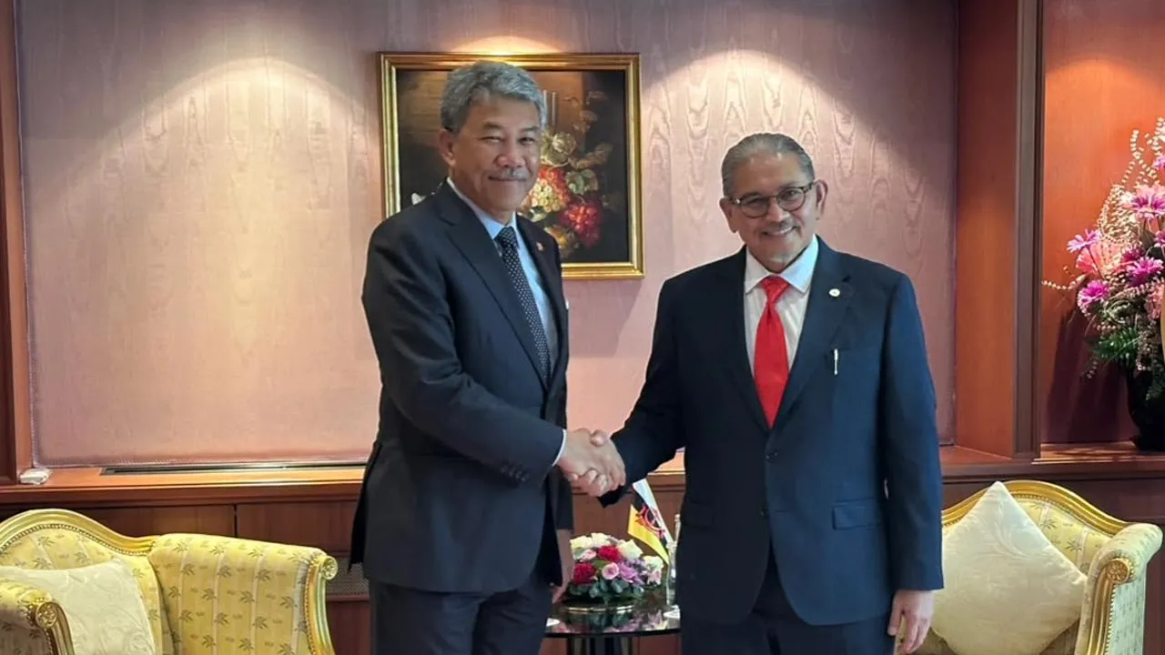Mohamad Hasan, Datuk Seri Setia Erywan Mohd Yusof -- AWANI