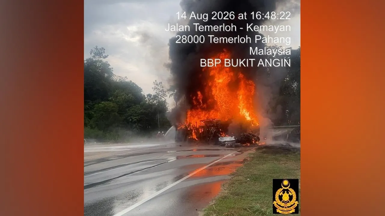 Nahas Temerloh: Dua Mangsa Rentung Dipercayai Ibu Dan Anak -- BERNAMA -- PIX JBPM Pahang