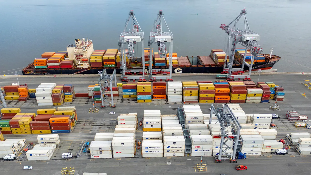 FILE PHOTO: A drone view shows shipping containers at the Port of Montreal in Montreal, Quebec, Canada April 14, 2025. REUTERS/Carlos Osorio/File Photo