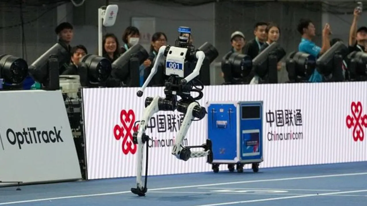 Rekod 400m Manusia Turut Dipecahkan Oleh Robot -- AMANZ
