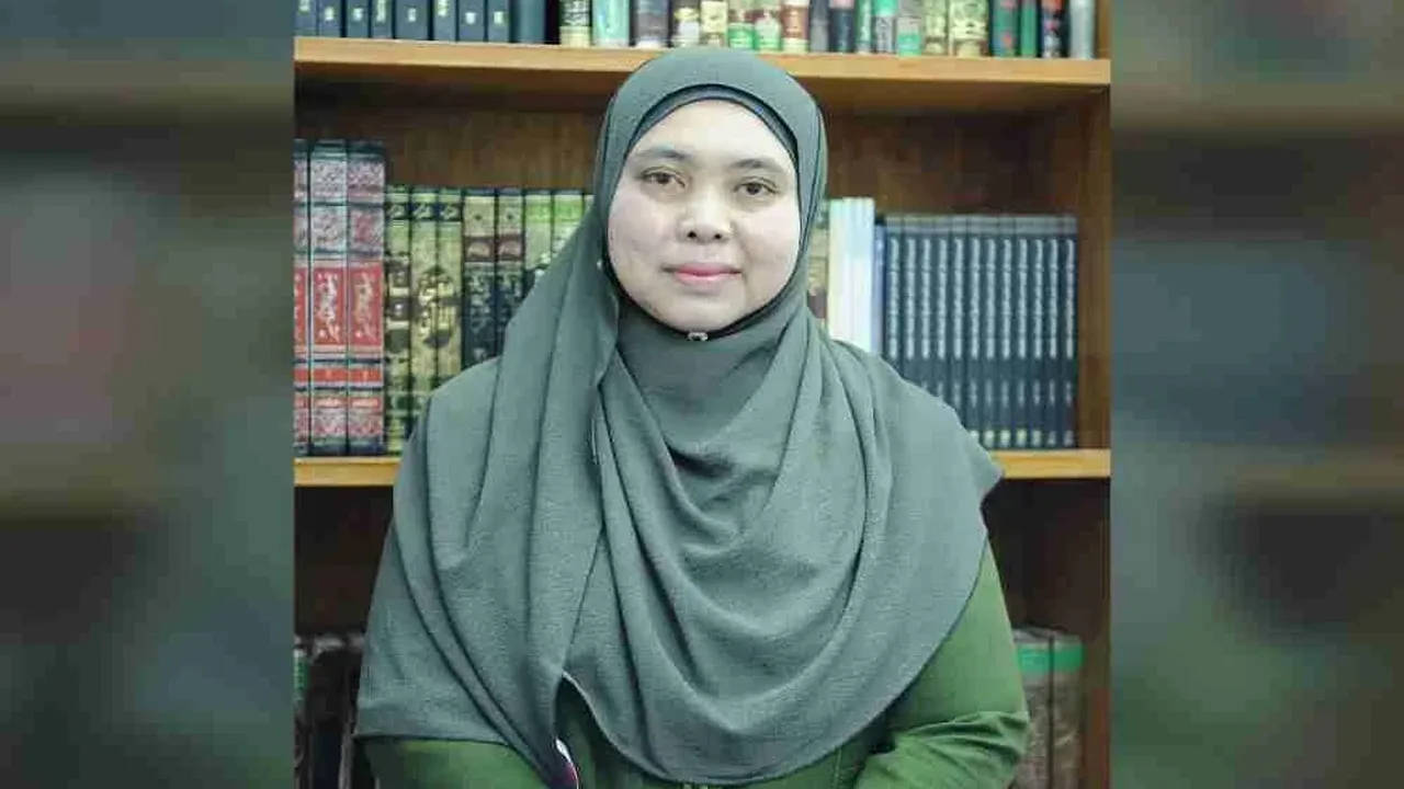 SHAH ALAM - Perkhidmatan Dr Solehah Yaacob sebagai kakitangan akademik di Universiti Islam Antarabangsa Malaysia (UIAM) telah ditamatkan pada 27 April lalu._SINAR HARIAN