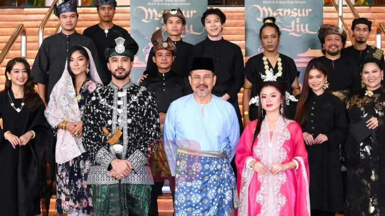 Penyanyi dan pelakon Aliff Aziz bakal menggalas watak Sultan Mansur Shah menerusi Teater Muzikal Mansur & Liu yang akan dipentaskan di Panggung Sari, Istana Budaya bermula 10 hingga 20 September depan. -- GEMPAK
