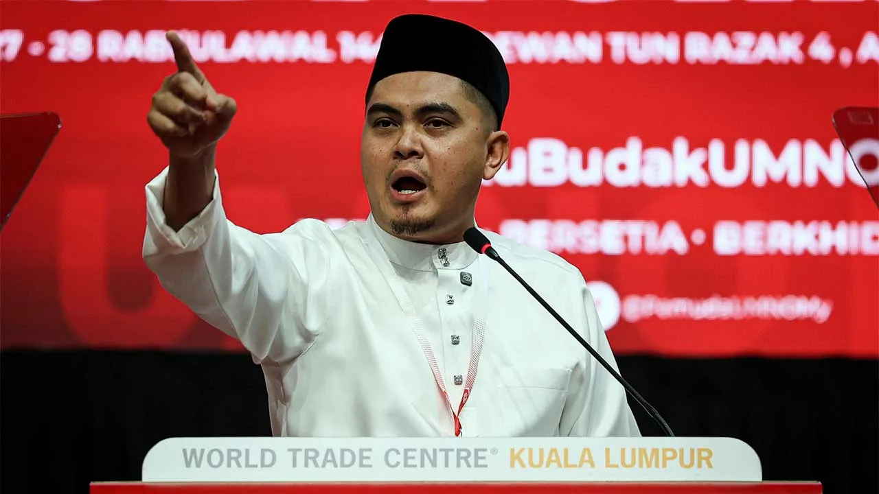 KUALA LUMPUR, 10 Sept - Ketua Pergerakan Pemuda UMNO, Datuk Dr Muhamad Akmal Saleh menyampaikan ucapan dasar pada Perasmian Perhimpunan Agung Pergerakan Pemuda UMNO 2026 sempena Perhimpunan Agung UMNO 2026 di Dewan Merdeka, Pusat Dagangan Dunia Kuala Lumpur hari ini. - fotoBERNAMA (2026) HAK CIPTA TERPELIHARA