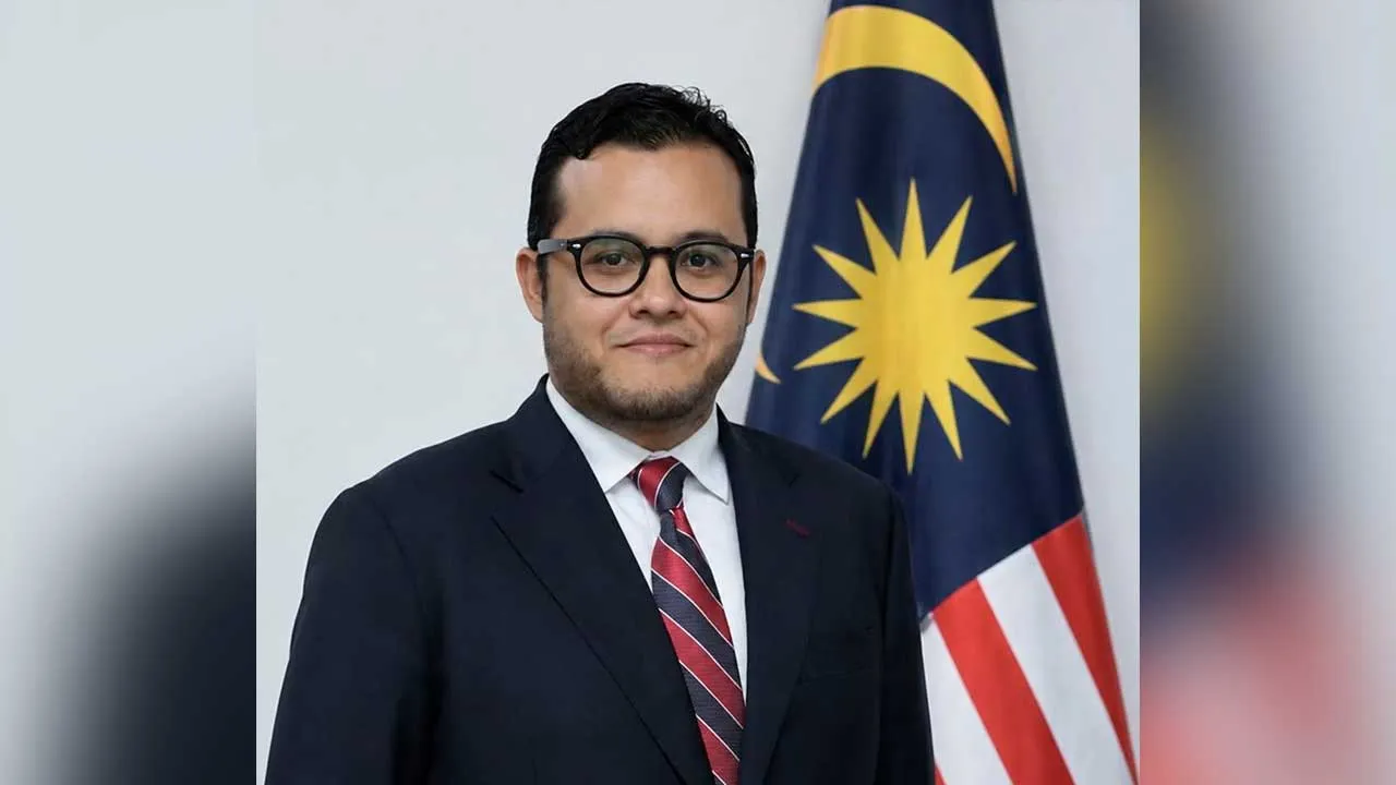 [TB]_Izzat Afifi Abdul Hamid_FB Izzat Afifi Abdul Hamid