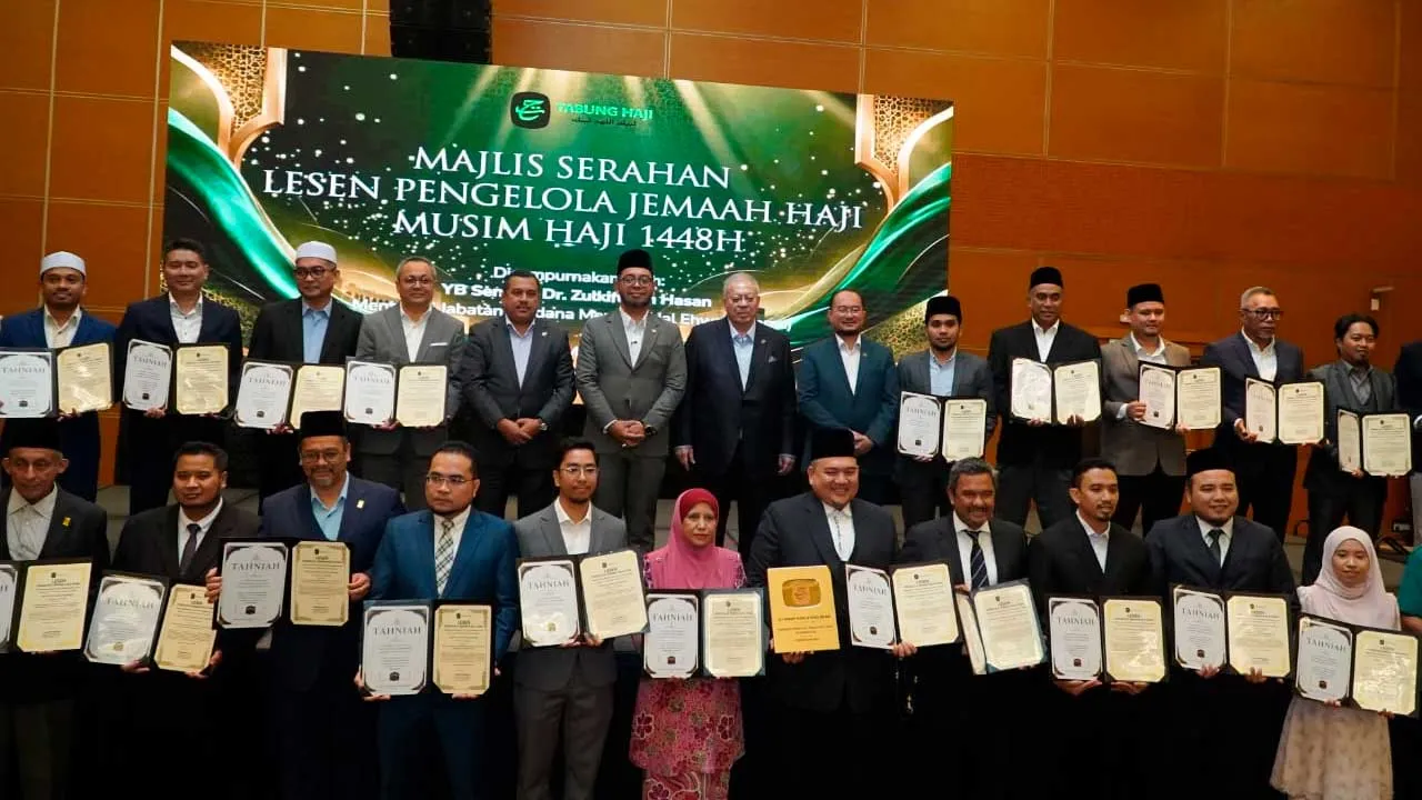 [TB]_Majlis Serahan Lesen Pengelola Jemaah Haji_Tabung Haji