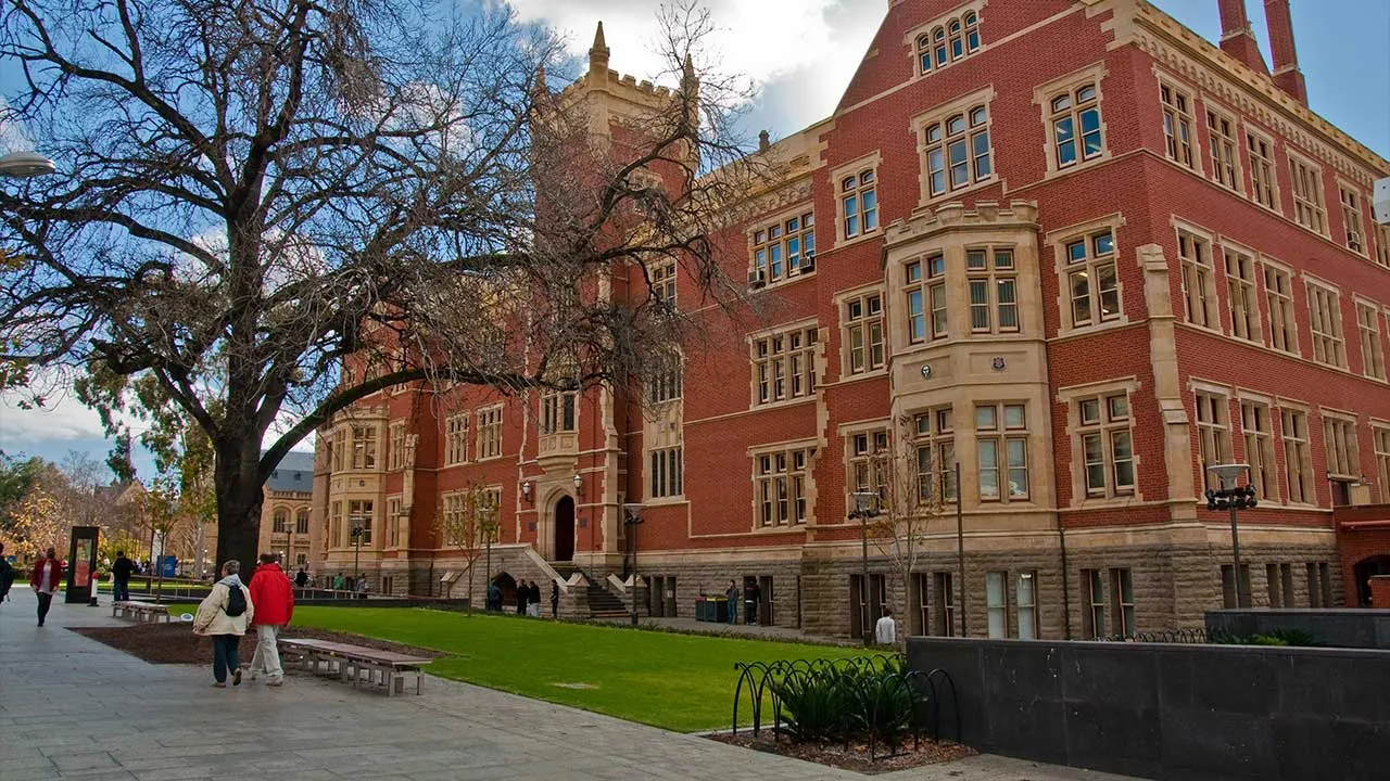 [TB]_adelaide university, south australia_ADOBE STOCK IMAGES