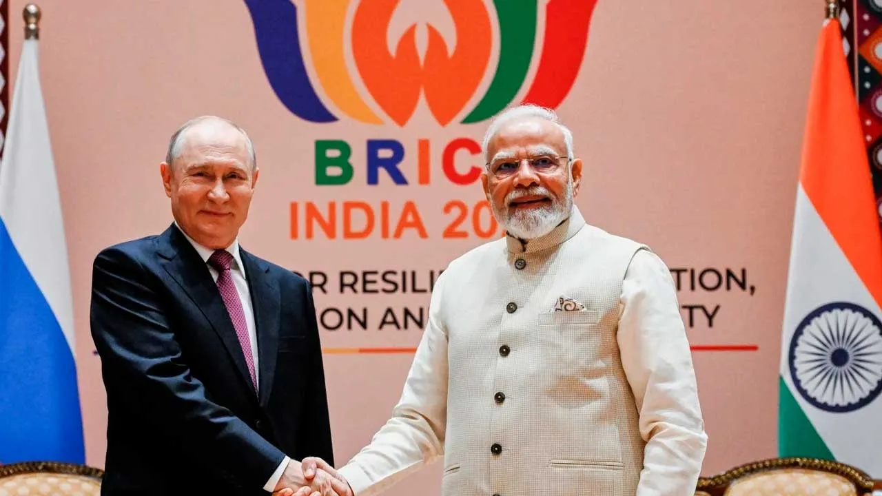 [TB]_modi, putin_AP