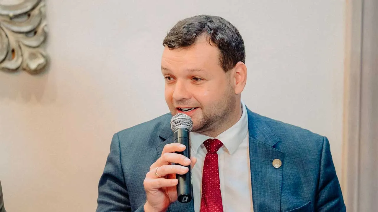 [TB_Latvian Welfare Minister Reinis Uzulnieks_FB Reinis Uzulnieks