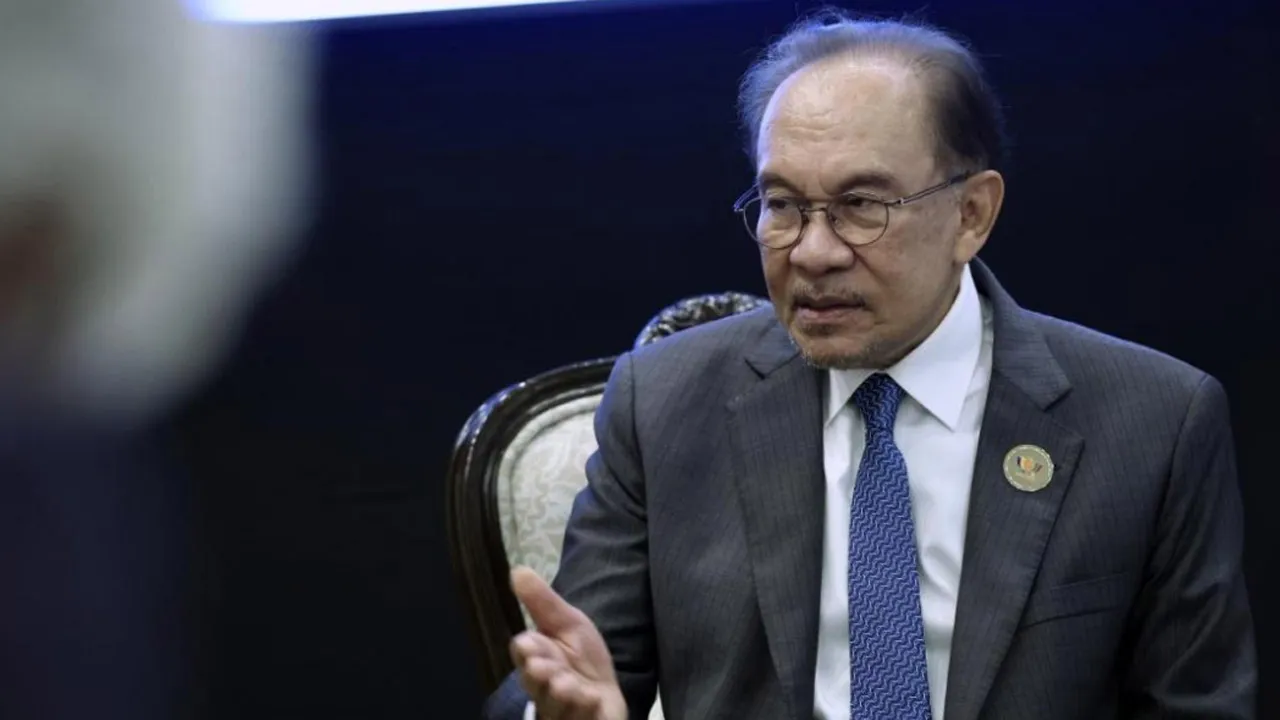 ANWAR IBRAHIM