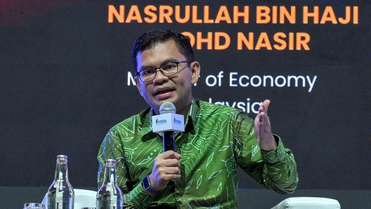 KUALA LUMPUR, Sept 3 - Economy Minister Akmal Nasrullah Mohd Nasir shares his insights at the EIC Connect OGA at Kuala Lumpur Conference Centee today. - fotoBERNAMA (2026) COPYRIGHT RESERVED