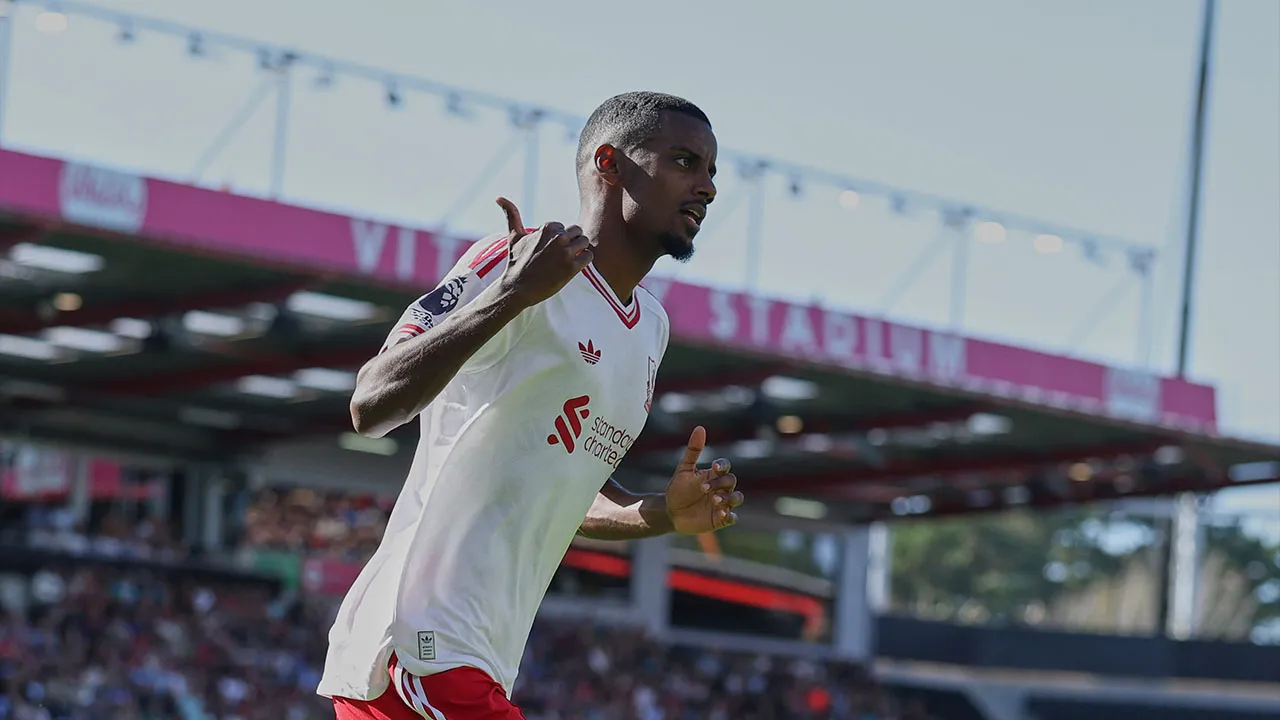 Liverpool's Alexander Isak, celebrates after scoring his side opening goal during the English Premier League soccer match between Bournemouth and Liverpool in Bournemouth, England, Sunday, Sept. 20, 2026. (AP Photo/Ian Walton)