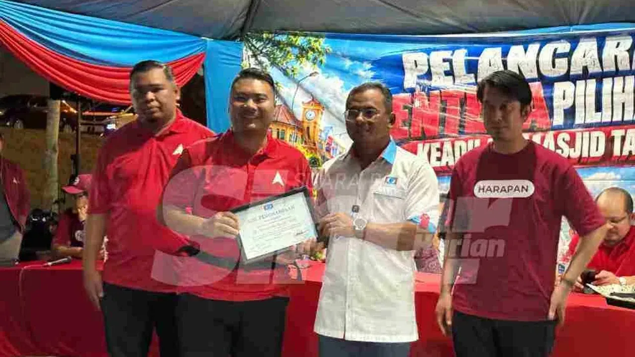ALOR GAJAH - Pakatan Harapan (PH) meminta Barisan Nasional (BN) berterus terang sekiranya tidak berminat untuk mengadakan rundingan kerjasama bagi menghadapi Pilihan Raya Negeri (PRN) Melaka._Sinar Harian