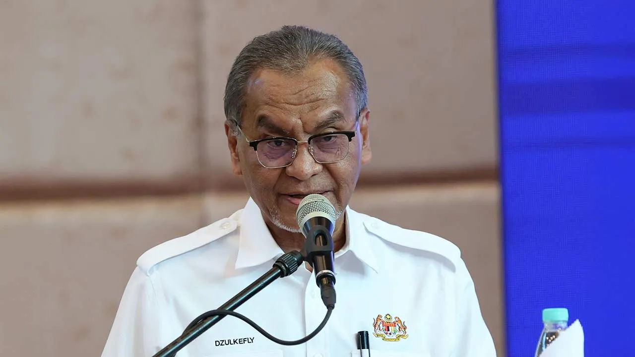KOTA KINABALU, 4 Sept - Menteri Kesihatan, Datuk Seri Dr Dzulkefly Ahmad menyampaikan ucapan pada majlis Bual Bicara Kesihatan di Wisma Wanita Kota Kinabalu hari ini. - fotoBERNAMA (2026) HAK CIPTA TERPELIHARA