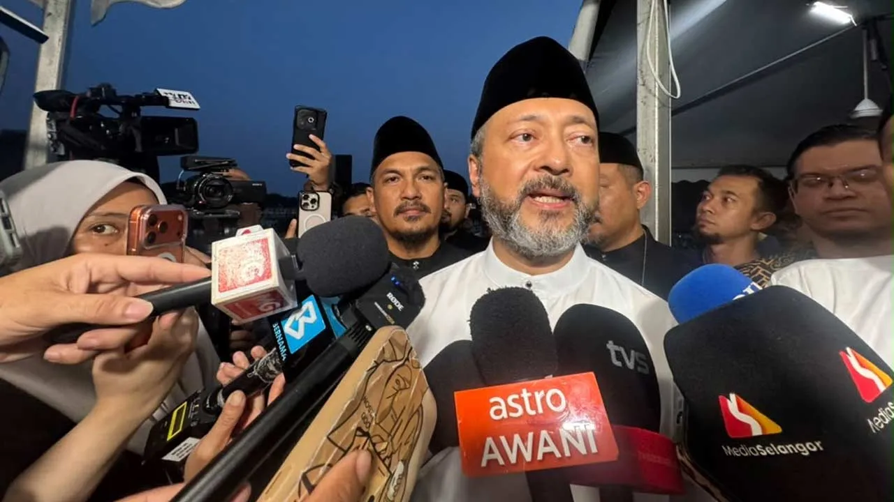 Datuk Mukhriz Mahathir