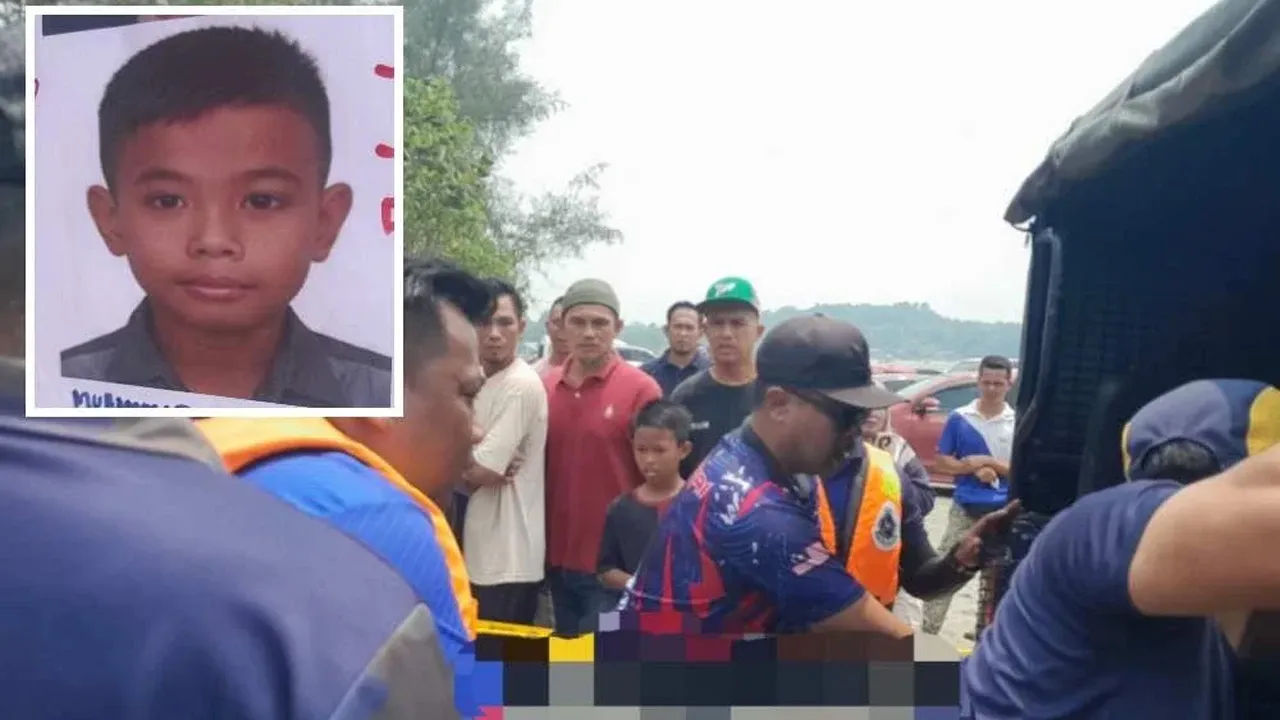 KOTA TINGGI - Mangsa ketiga dilaporkan hilang dalam tragedi lemas di Pantai Tanjung Lompat ditemukan di Tanjung Siang iaitu kira-kira 5 kilometer dari lokasi kejadian.