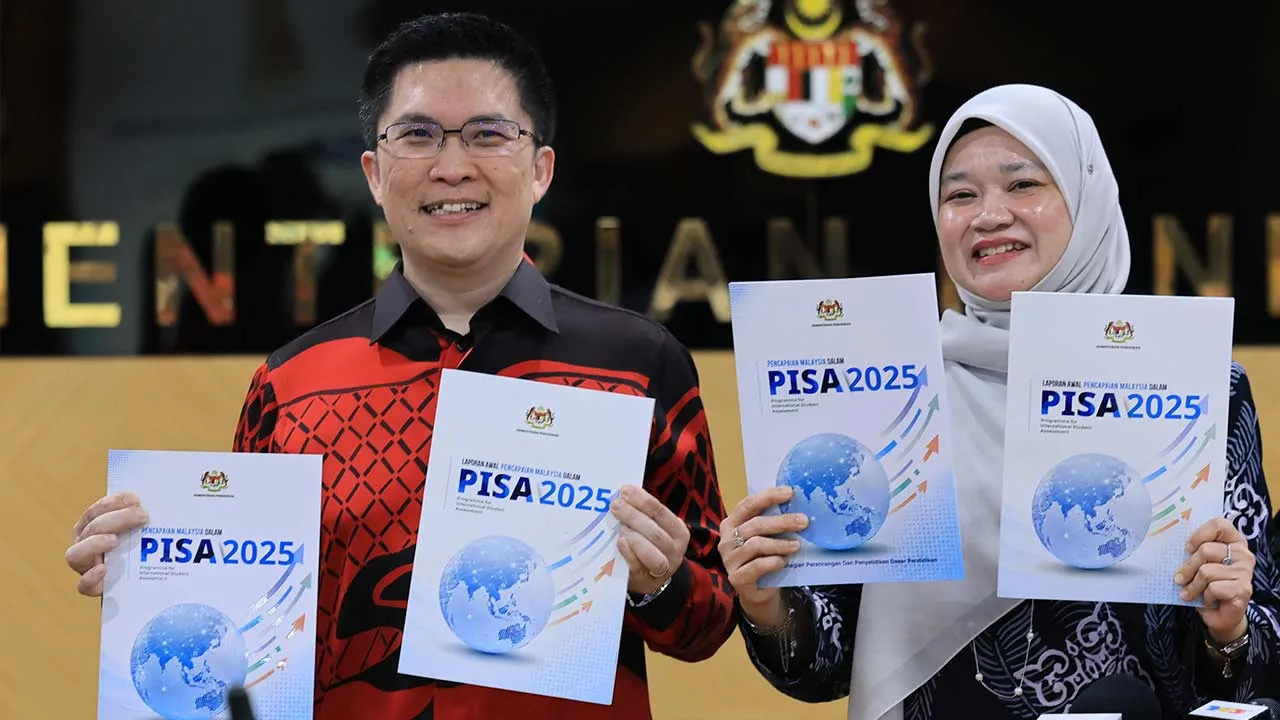 PUTRAJAYA, 8 Sept - Menteri Pendidikan Datuk Seri Fadhlina Sidek bercakap semasa Sidang Media Pengumuman Programme for International Student Assessment (PISA) 2025 di Putrajaya hari ini. - fotoBERNAMA (2026) HAK CIPTA TERPELIHARA