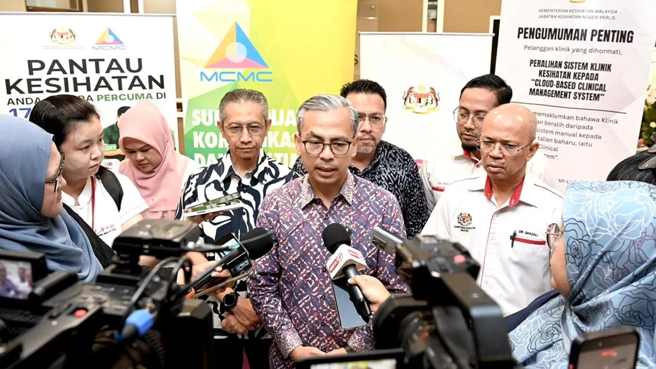 Fahmi Fadzil, Klinik Kesihatan Padang Besar -- AWANI