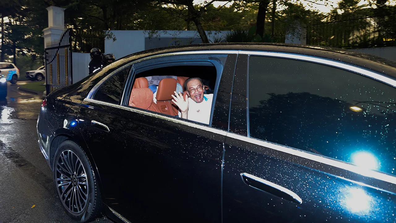TB_ISTANA HINGGAP ANWAR IBRAHIM_Abdul Wafi Norazmi