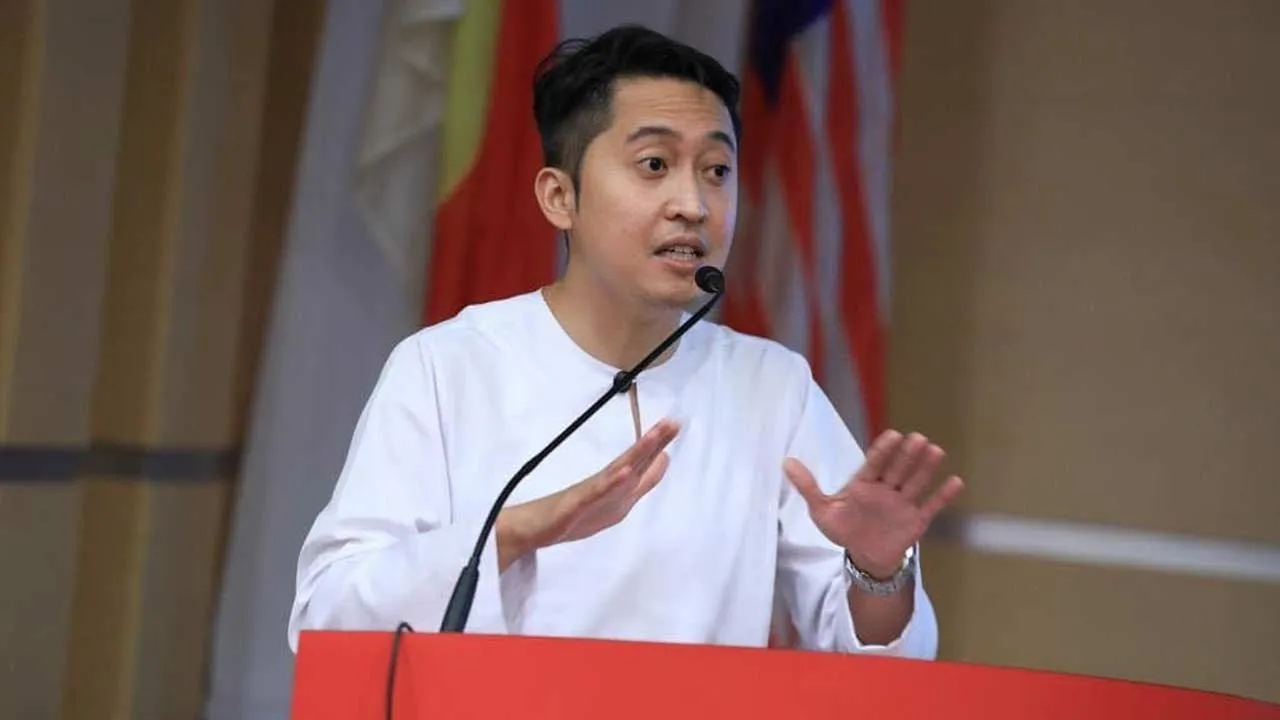 KKDW, Peruntukan MOF, Fadzmel