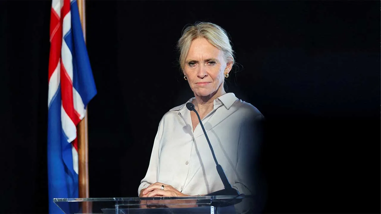 FILE PHOTO: Iceland's Minister for Foreign Affairs Thorgerdur Katrin Gunnarsdottir attends a press conference after Iceland rejected EU accession talks in a close-fought referendum, in Reykjavik, Iceland, August 30, 2026. REUTERS/Leonhard Foeger/File Photo