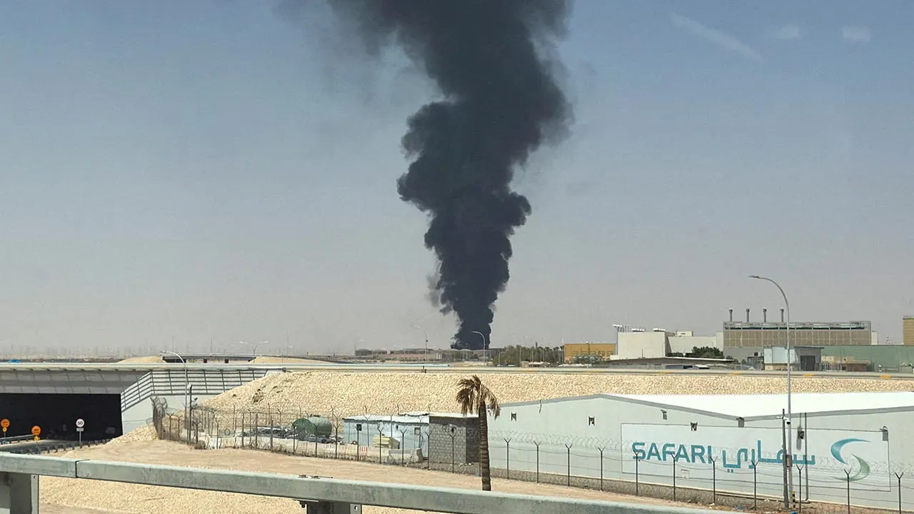 Large plume of black smoke rises from the fuel storage area at King Khalid International Airport, in Riyadh, Saudi Arabia, September 19, 2026. Picture taken with a mobile phone. REUTERS/Stringer
