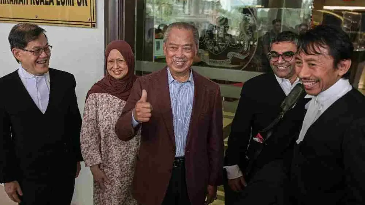 https://www.sinarharian.com.my/article/796472/berita/semasa/kali-kedua-lepas-bebas-itu-nasib-saya-ndash-muhyiddin