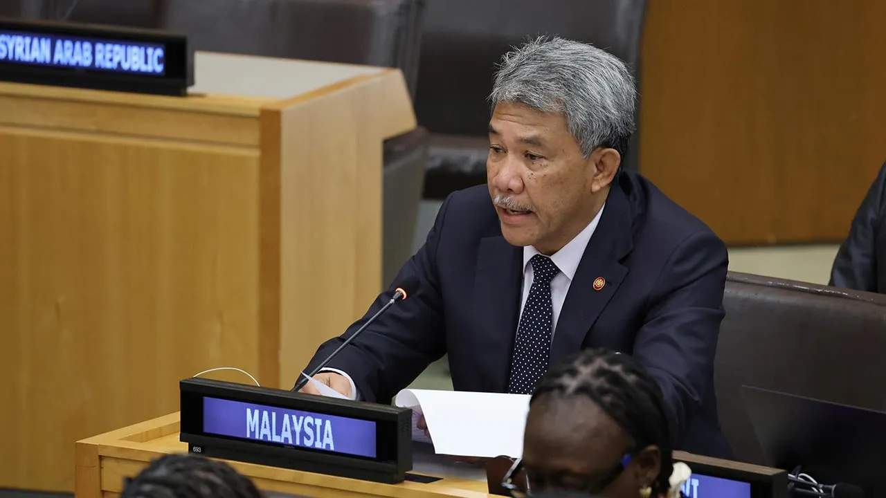 NEW YORK, 25 Sept - Menteri Luar Negeri Datuk Seri Mohamad Hasan menghadiri Mesyuarat Tahunan ke-50 Menteri-Menteri Luar Negeri Kumpulan 77 dan China di Ibu Pejabat PBB di sini hari ini. - fotoBERNAMA (2026) HAK CIPTA TERPELIHARA