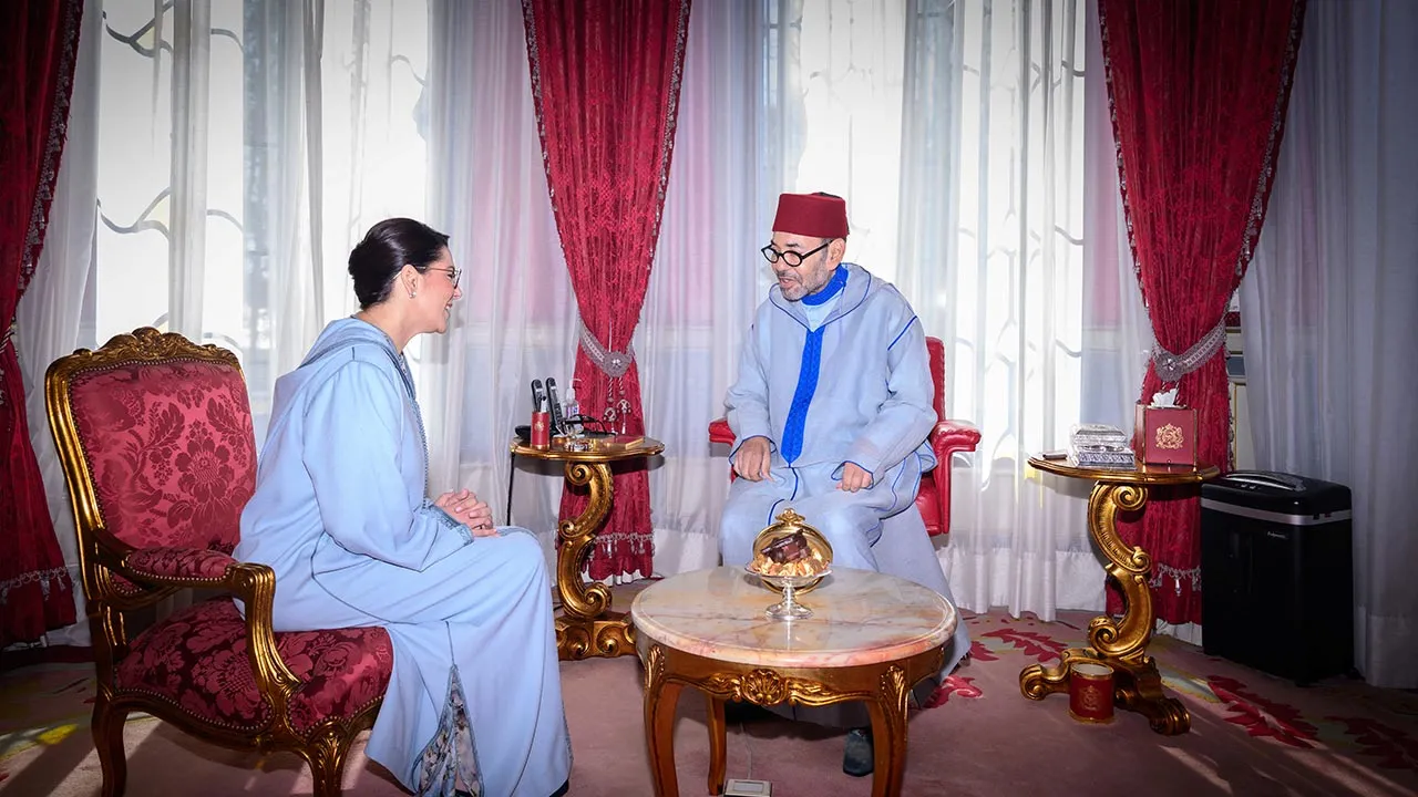 Morocco's King Mohammed VI receives Fatima Ezzahra El Mansouri, who was appointed Morocco's first woman prime minister, at the Royal Palace in Rabat, Morocco, September 29, 2026. Moroccan Royal Palace/Handout via REUTERS THIS IMAGE HAS BEEN SUPPLIED BY A THIRD PARTY. WATERMARK FROM SOURCE.