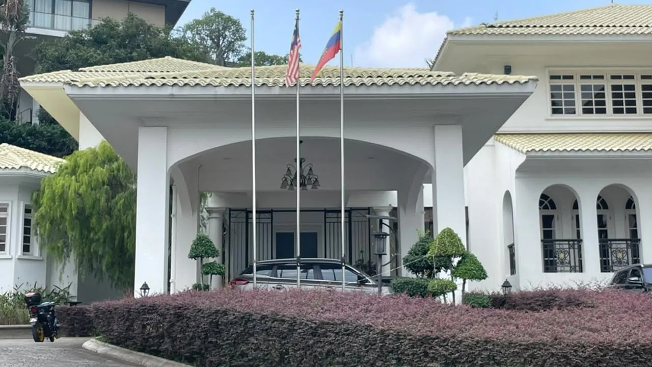 Rumah Najib Razak -- nasruddin samad