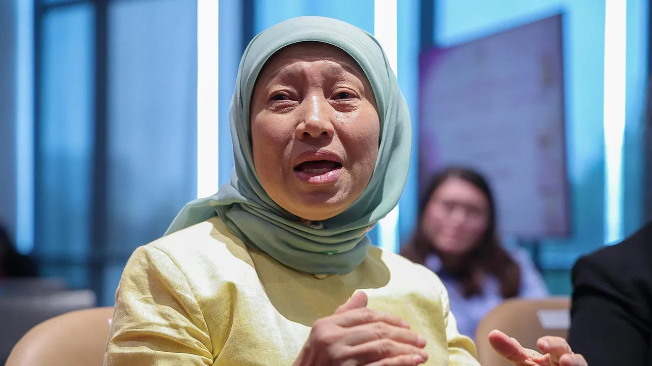 KUCHING, 19 Sept - Menteri Pembangunan Wanita, Keluarga dan Masyarakat Datuk Seri Nancy Shukri bercakap kepada pemberita selepas merasmikan program Perantis-Pendaya 2.0, hari ini. - fotoBERNAMA (2026) HAK CIPTA TERPELIHARA