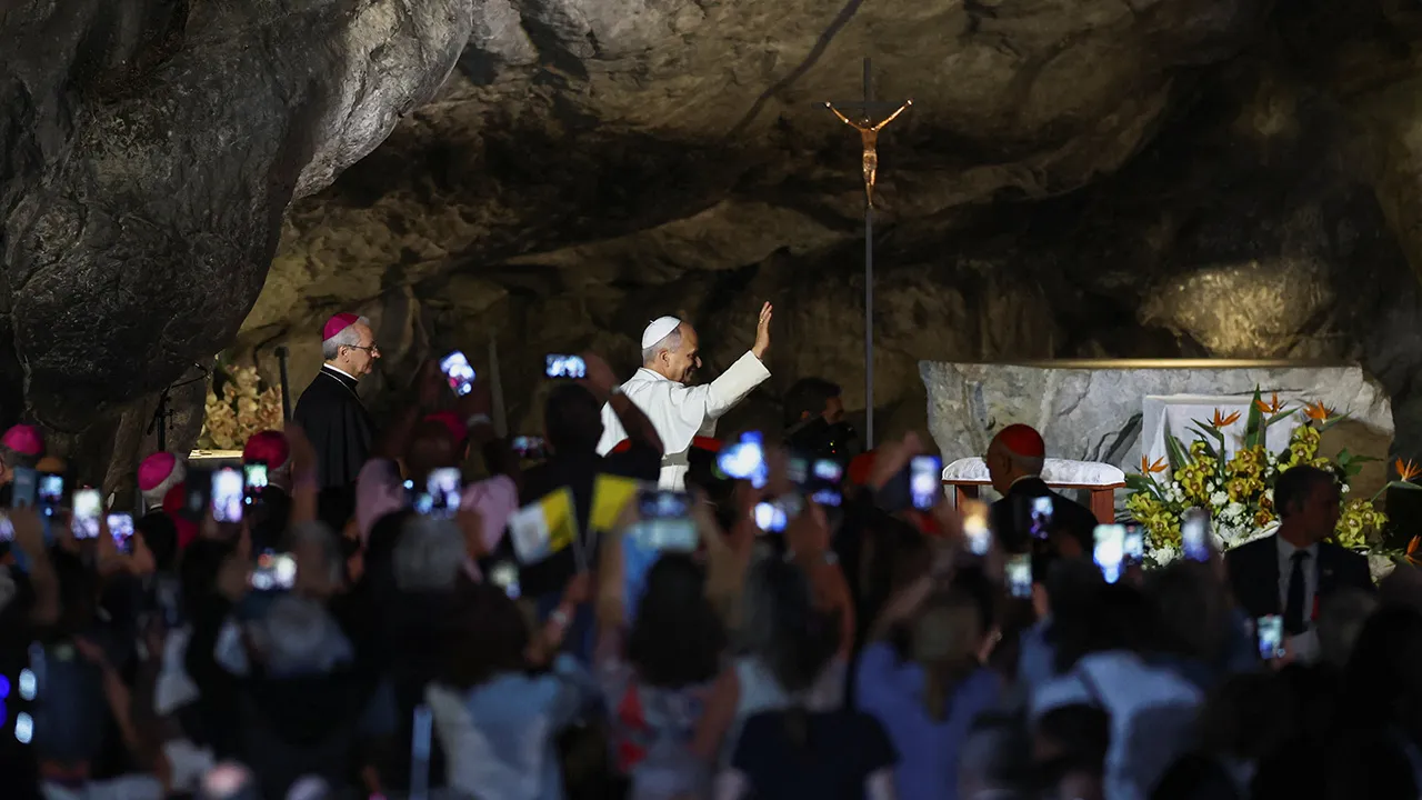 Pope Leo visits the Grotto of the Apparitions, also called Grotto of Massabielle, in the Sanctuary of Our Lady of Lourdes in Lourdes as part of his four-day apostolic journey to France, September 26, 2026. REUTERS/Stephane Mahe