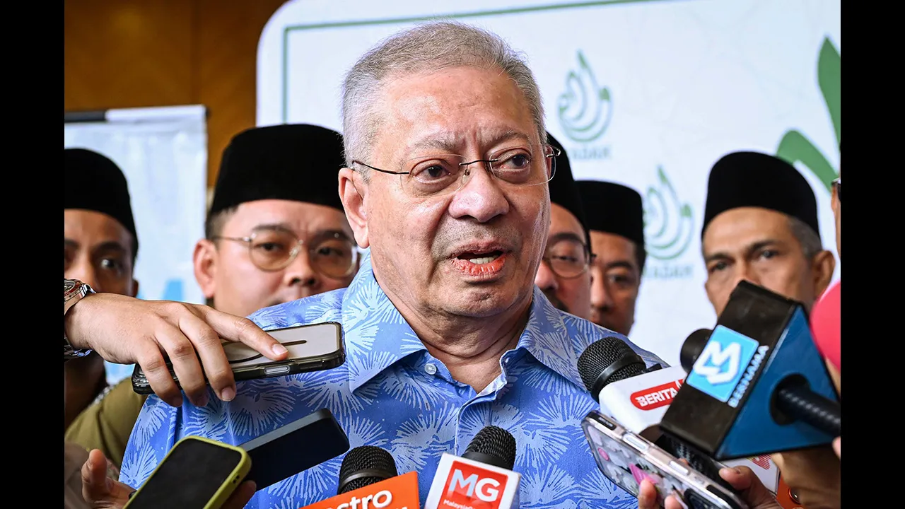 BANGI, 3 Sept - Pengerusi Lembaga Tabung Haji Tan Sri Abdul Rashid Hussain bercakap pada sidang media selepas Sesi Dialog Ummah bertemakan "Pencapaian dan Strategi Masa Depan " di Tenera Hotel & Suite, Bangi hari ini. - fotoBERNAMA (2026) HAK CIPTA TERPELIHARA