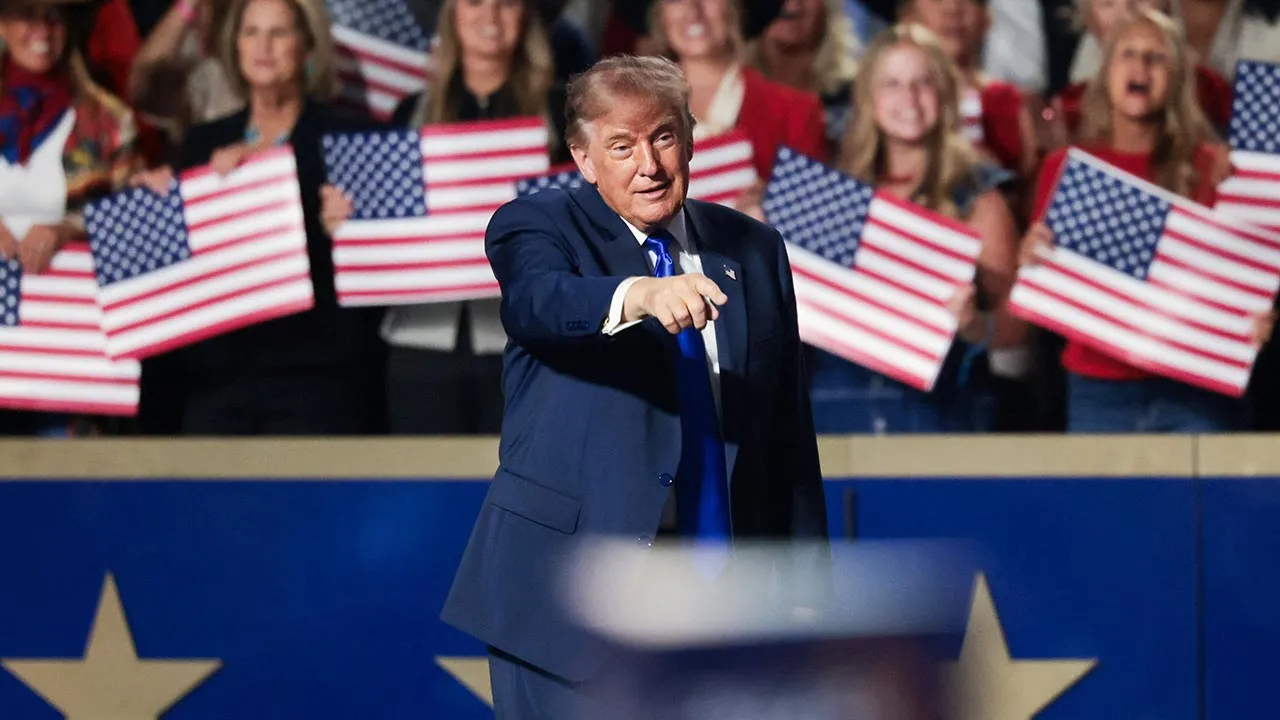 U.S President Donald Trump gestures after his speech during the Republican National Midterm Convention in Dallas, Texas, U.S., September 9, 2026. REUTERS/Jessica Koscielniak