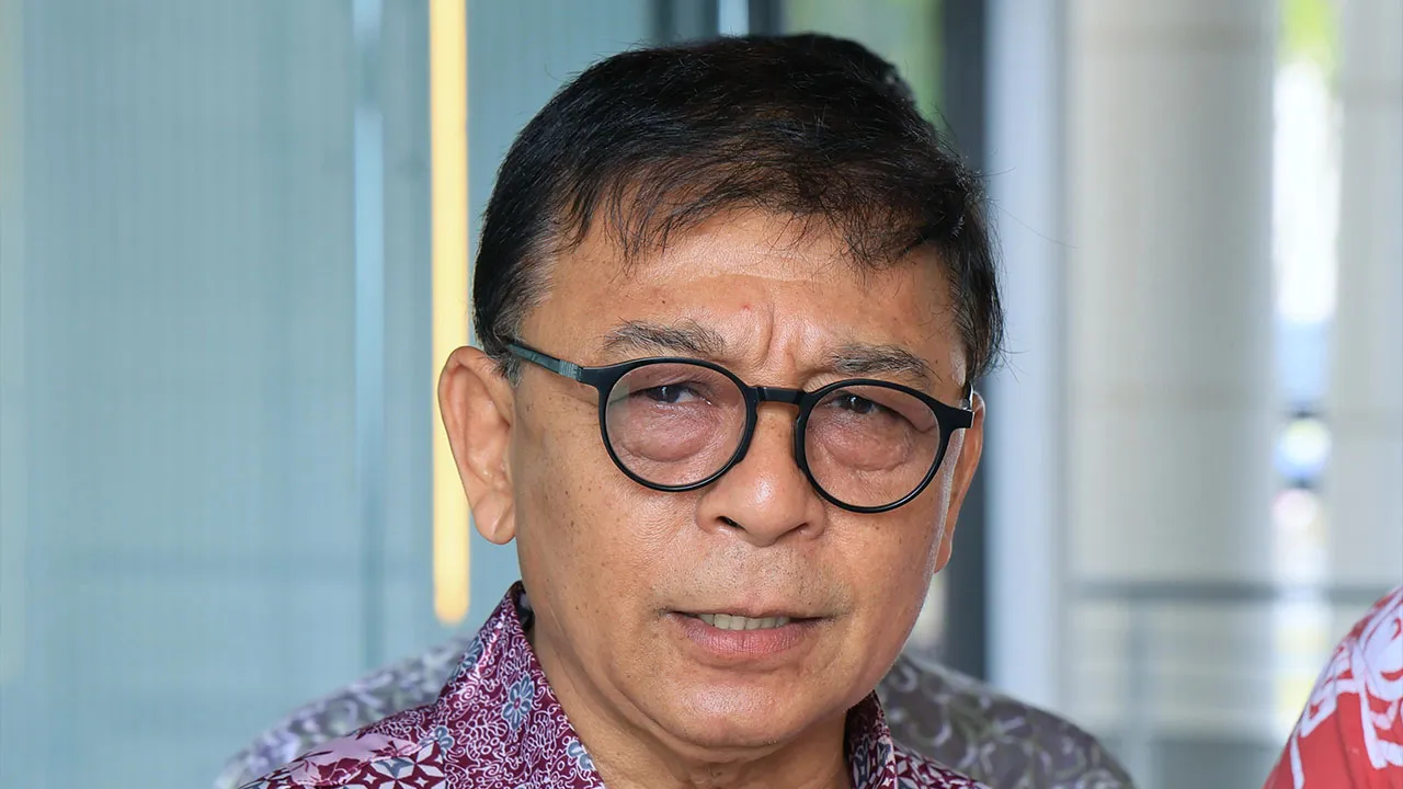 PUTRAJAYA, 14 Sept - Ketua Pengarah, Akademi Kenegaraan Malaysia (AKM) Pejabat Perdana Menteri Datuk Dr Roslan Hussin bercakap kepada pemberita selepas hadir ke Program Khas Gelombang Aku Kasih Malaysia - Apresiasi Ekspresi Merdeka: Pertandingan Video Kreatif Peringkat Kebangsaan 2026 hari ini. - fotoBERNAMA