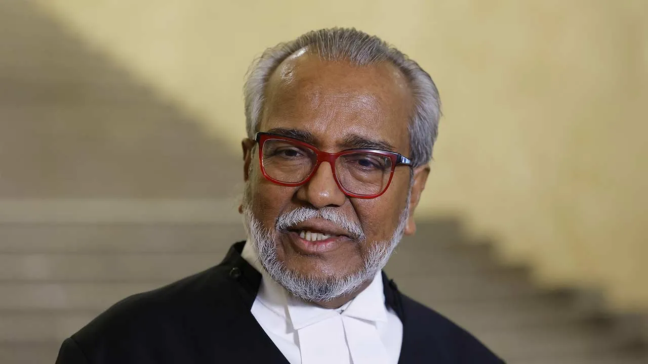 PUTRAJAYA, July 3 - Lawyer Muhammad Shafee Abdullah, representing former Prime Minister Datuk Seri Najib Tun Razak, speaks to the media at the Court of Appeal today. The Court of Appeal has fixed Sept 4 to deliver its decision on the appeals brought by former Prime Minister Datuk Seri Najib Tun Razak and his son, Datuk Mohd Nazifuddin, who are seeking to stay bankruptcy proceedings against them. - fotoBERNAMA (2026) COPYRIGHT RESERVED