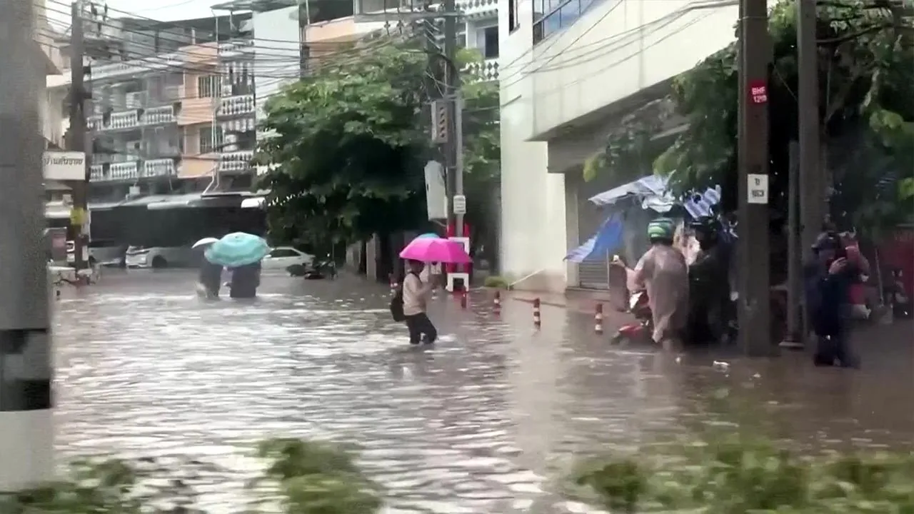 Persistent heavy rain flooded dozens of roads in Bangkok on Friday, September 25. The Thai Meteorological Department warned of heavy rain across much of the country through Sunday. Flash floods and forest run-off were possible, especially on foothill slopes and in low-lying areas. -- AP
