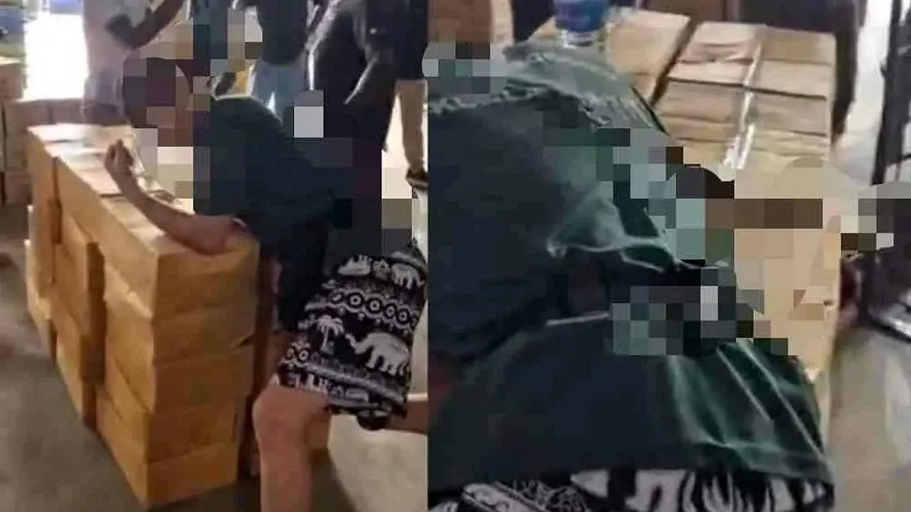 Mangsa dipercayai ditikam menggunakan besi tajam oleh suspek tidak dikenali dalam kejadian pada Sabtu.