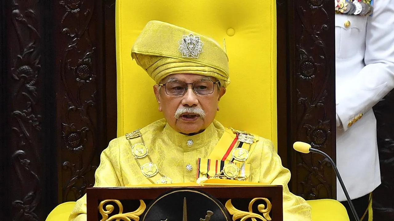 SEREMBAN, 23 April - Yang Dipertuan Besar Negeri Sembilan Tuanku Muhriz Tuanku Munawir berkenan bertitah pada Perasmian Persidangan Pertama Penggal Keempat Dewan Undangan Negeri (DUN) Negeri Sembilan Ke-15 hari ini. - fotoBERNAMA (2026) HAK CIPTA TERPELIHARA
