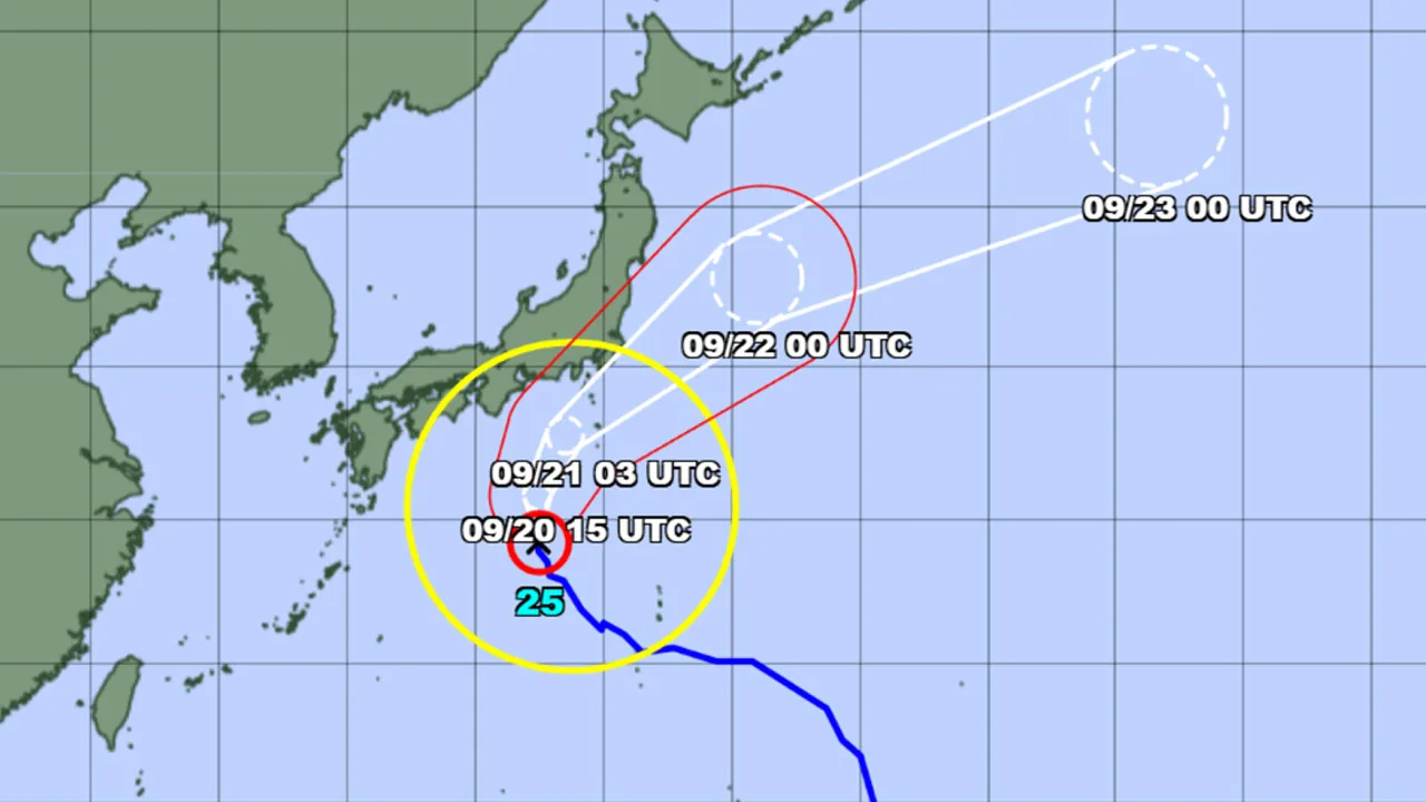 A map from the Japan Meteorological Agency's website shows the projected path of Typhoon Dujuan.