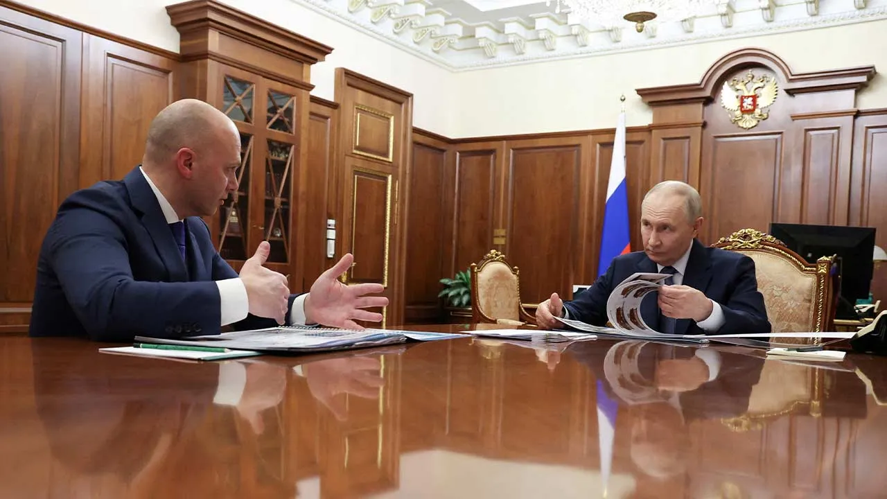 FILE PHOTO: Russia's President Vladimir Putin attends a meeting with Governor of the Kaliningrad region Alexei Besprozvannykh in Moscow, Russia, March 24, 2026. Sputnik/Gavriil Grigorov/Pool via REUTERS ATTENTION EDITORS - THIS IMAGE WAS PROVIDED BY A THIRD PARTY./File Photo
