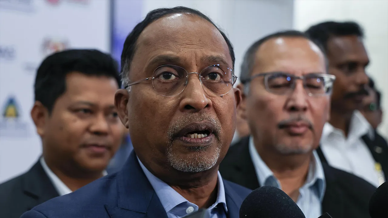 KUALA LUMPUR, Sept 23 - Higher Education Minister Datuk Seri Dr Zambry Abd Kadir speaks at a press conference after the closing ceremony of the University Research and Innovation Investment Summit 2026 at Grand Merdeka Hall, World Trade Centre Kuala Lumpur today. - fotoBERNAMA