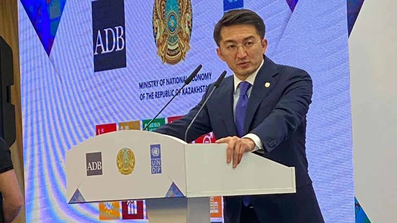 Timbalan Perdana Menteri Kazakhstan, Zhaslan Madiyev Kredit: X Zhaslan Madiyev