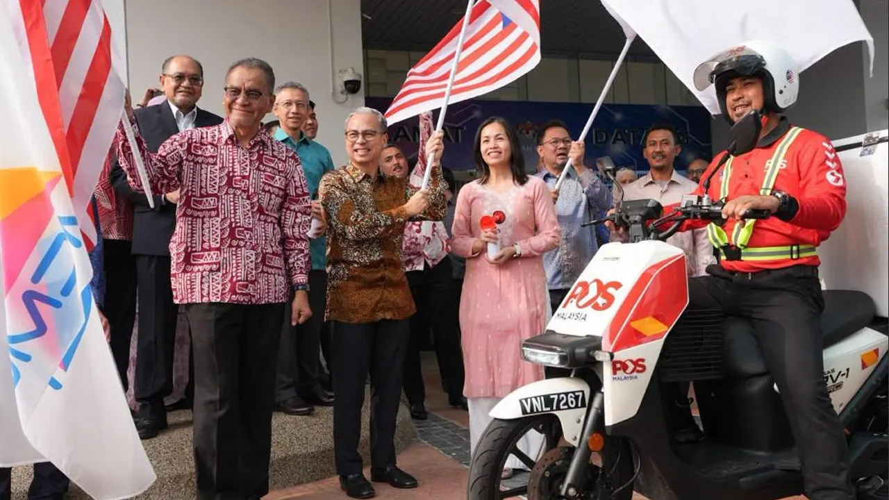  pelancaran program Ubat Melalui Pos (UMP) kredit: FB Dr Dzulkefly