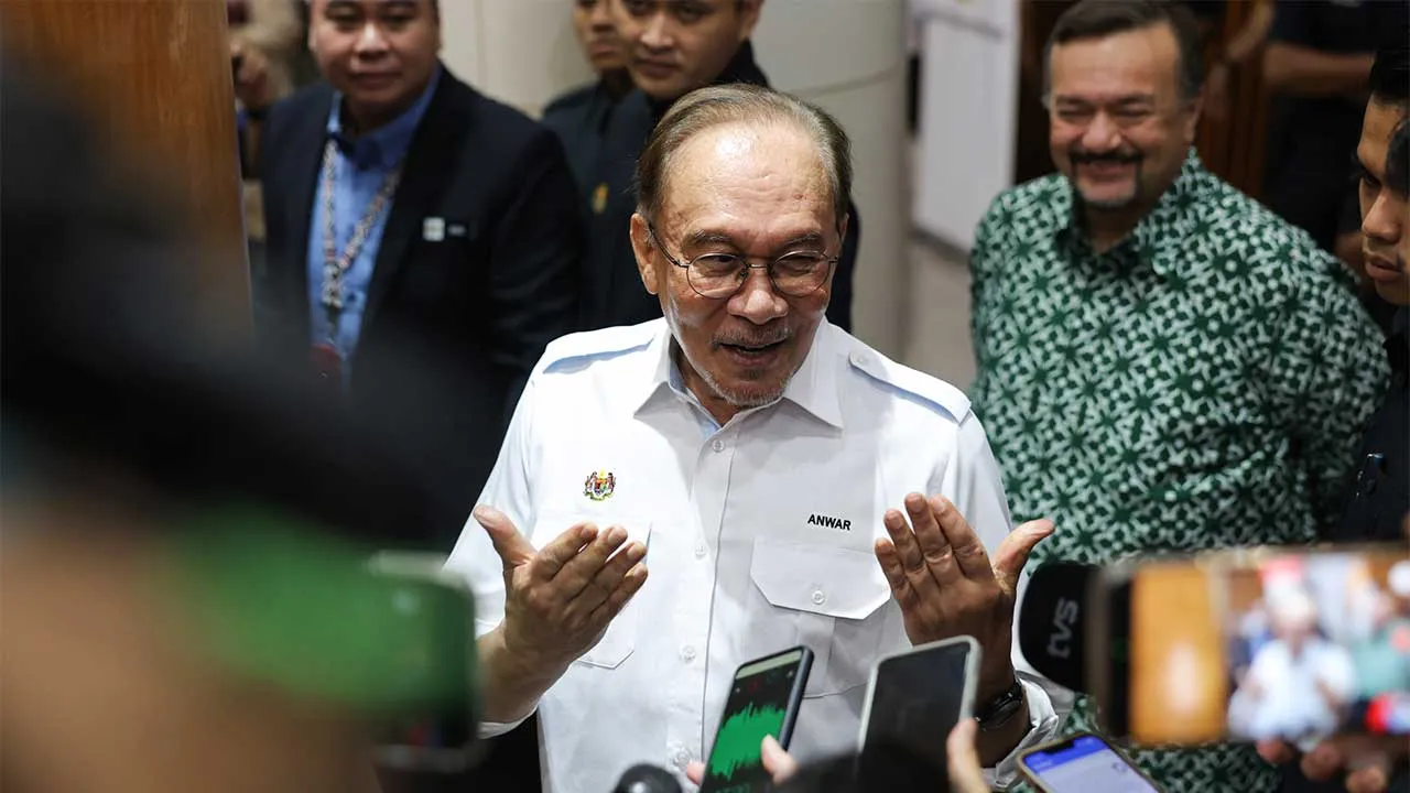 Putrajaya , 19 Okttober 2026. Perdana Menteri ,Datuk Seri Anwar Ibrahim menyampaikan ucapan berikutan Majlis Perhimpunan Bulanan Kementerian Kewangan di Kementerian Kewangan Putrajaya.Astro AWANI /SHAHIR OMAR
