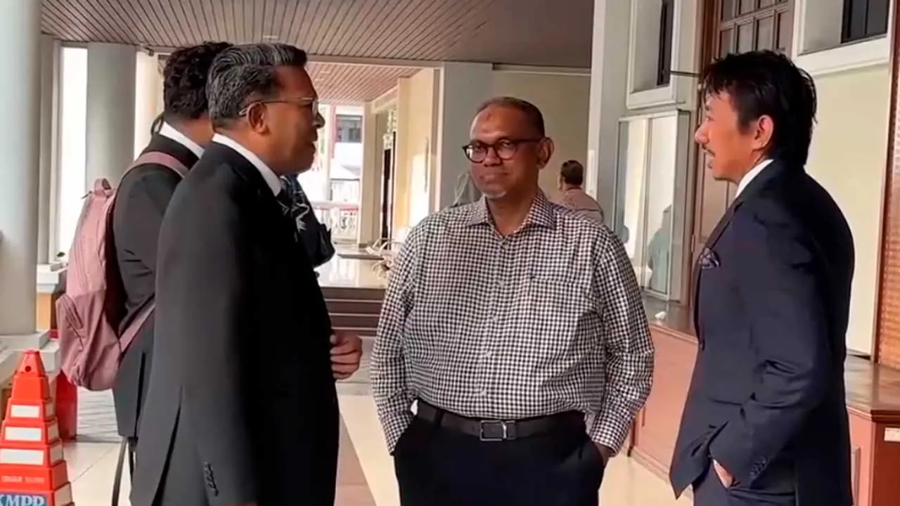 Pengerusi Lembaga Kemajuan Wilayah Pulau Pinang (PERDA), Datuk Shaik Hussein Mydin didakwa di Mahkamah Sesyen Georgetown atas 15 pertuduhan menerima rasuah berjumlah RM847,107.61 pada 2025 hingga tahun ini.