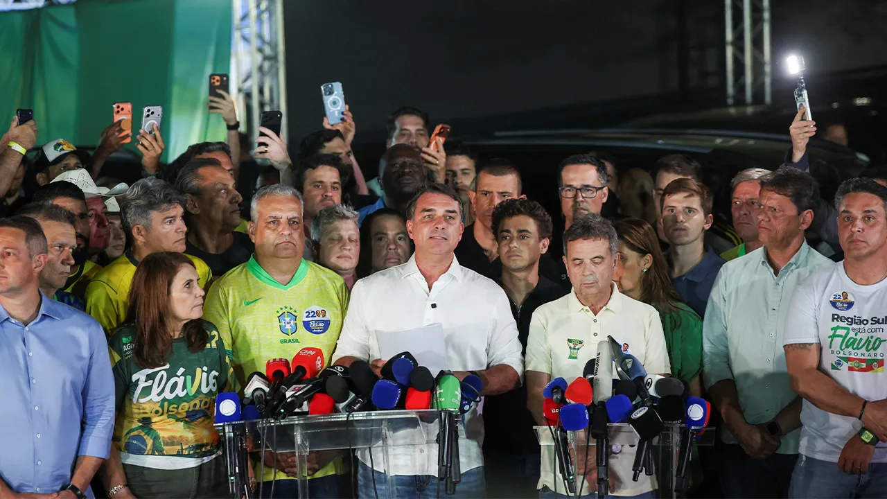 Brazilian presidential candidate Flavio Bolsonaro of the Liberal Party (PL) speaks after losing the presidential runoff election, in Brasilia, Brazil October 25, 2026. REUTERS/Adriano Machado