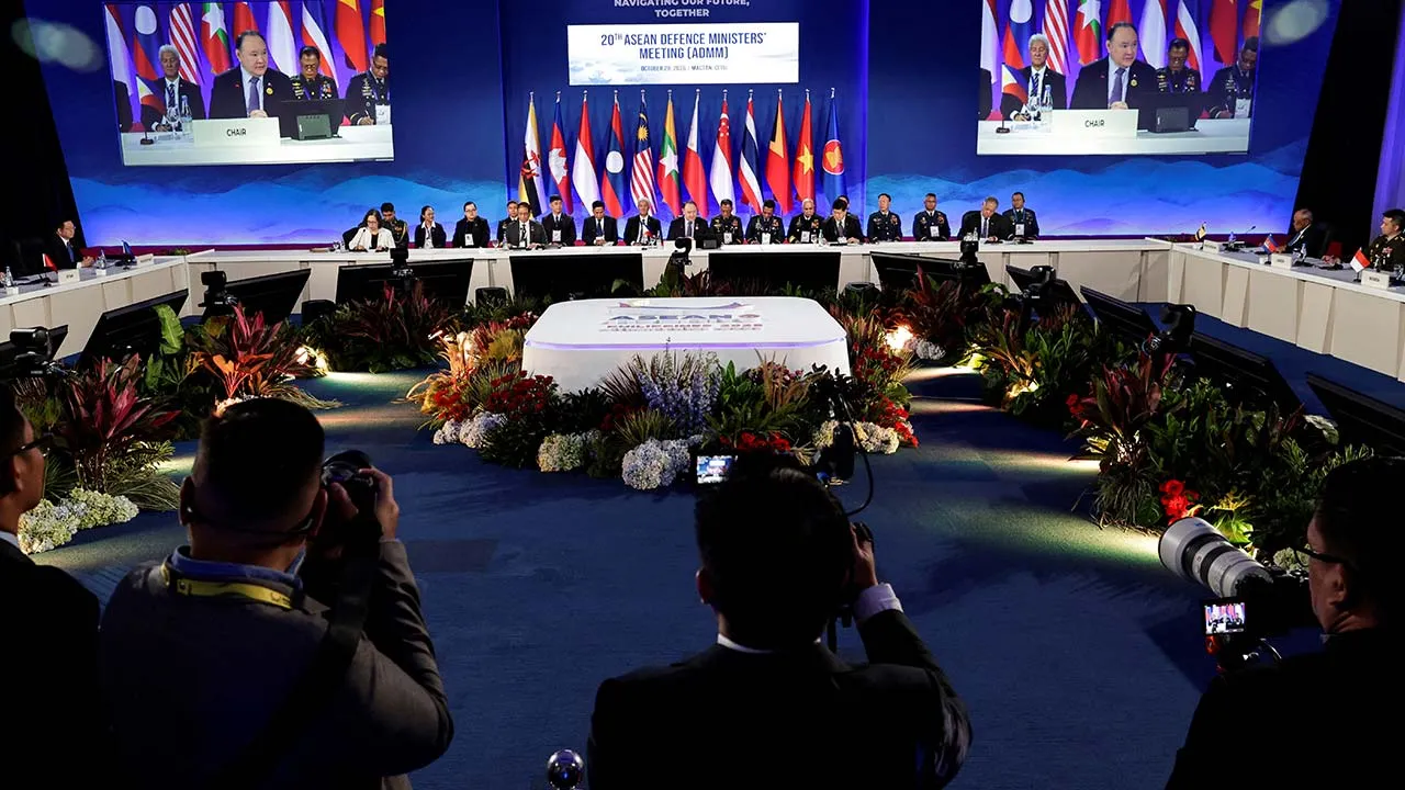Philippines Defense Secretary Gilberto Teodoro (C) delivers opening remarks during the 20th Association of Southeast Asian Nations (ASEAN) Defence Ministers' Meeting (ADMM) at the Mactan Expo in Cebu, Philippines 28 October 2026. ROLEX DELA PENA/Pool via REUTERS
