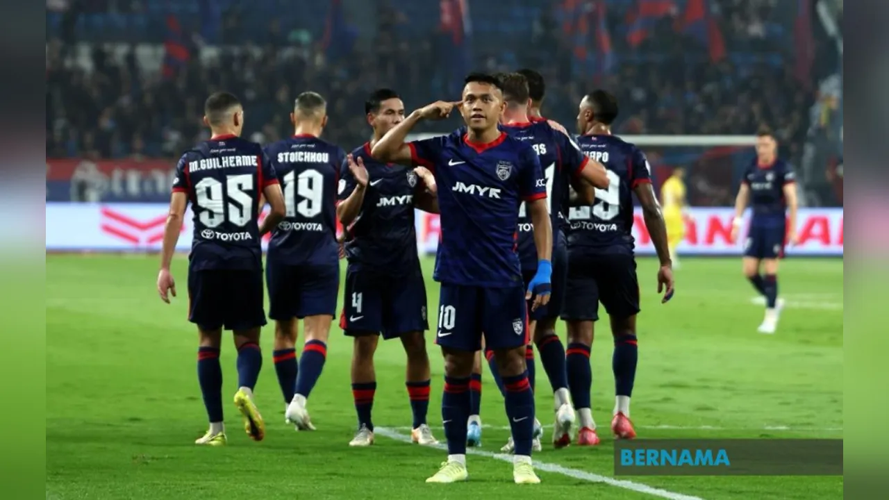 ISKANDAR PUTERI, 8 Okt - Pemain JDT Arif Aiman Mohd Hanapi meraikan jaringan bersama rakan ketika menentang PKR Svay Rieng FC pada perlawanan Kelab Bola Sepak ASEAN (ACC) Piala Shopee di Stadium Sultan Ibrahim hari ini.  JDT menewaskan PKR Svay Rieng FC 6-0 pada perlawanan berkenaan. - fotoBERNAMA (2026) HAK CIPTA TERPELIHARA. Sumber: BERNAMA